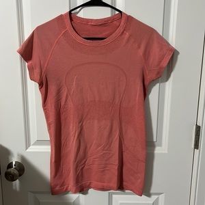 Lululemon Swiftly Tech Short Sleeve Shirt